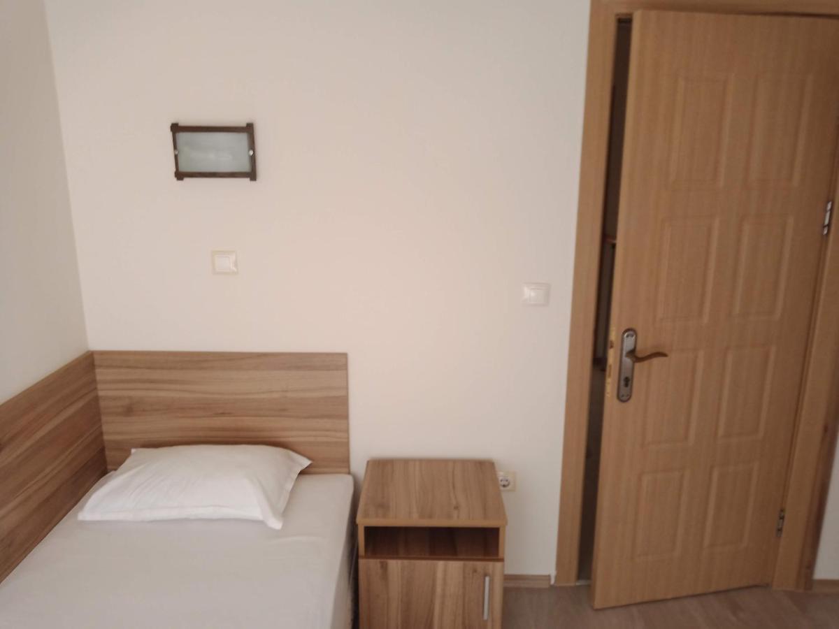 Къмпинг Градина - Garden Beach Apartments 索佐波尔 外观 照片