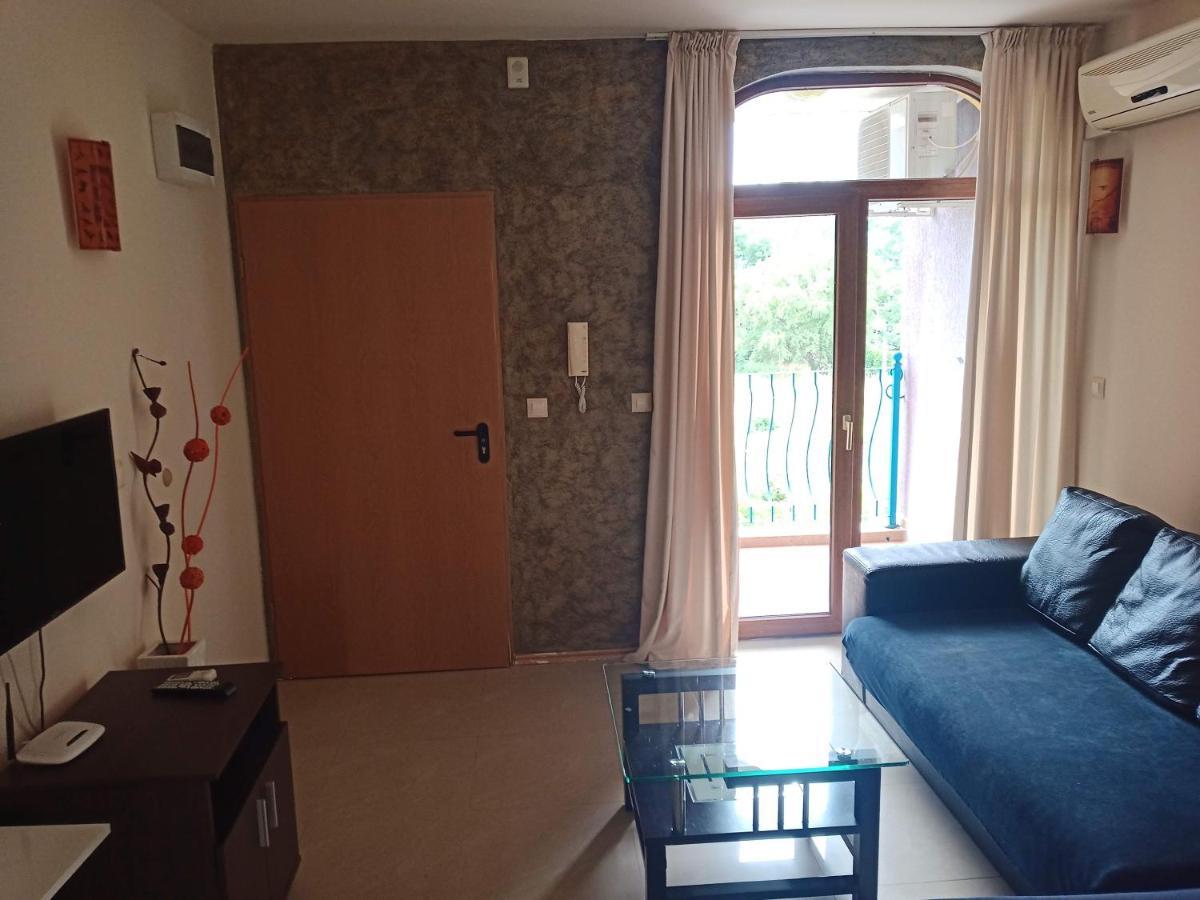 Къмпинг Градина - Garden Beach Apartments 索佐波尔 外观 照片