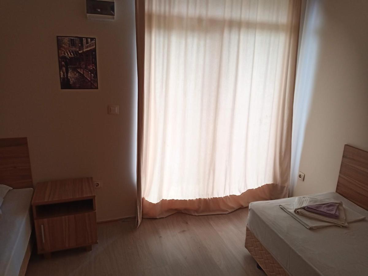 Къмпинг Градина - Garden Beach Apartments 索佐波尔 外观 照片
